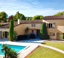 Красивая вилла на границе с лесом в Mougins, продажа. №35377. ЭстейтСервис.