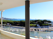 Атик с видом на море и горы в Плайа-де-Аро