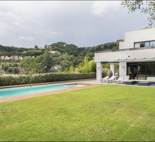 Стильная вилла с пятью спальнями в Sant Vicent de Montalt, продажа. №38272. ЭстейтСервис.