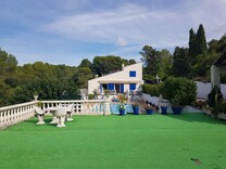 Провансальская вилла с бассейном в Mougins