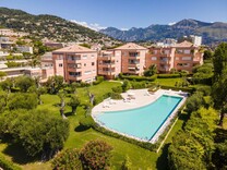 Квартира с садиком на Roquebrune-Cap-Martin