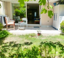 Квартира с частным садом напротив сквера Jardin Pauline, продажа. №35104. ЭстейтСервис.