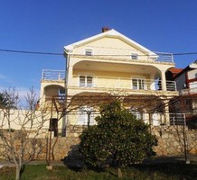 Трехэтажный дом в поселке Кримовицы, продажа. №19185. ЭстейтСервис.