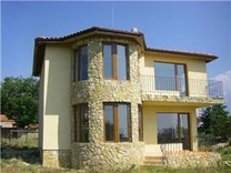 Двухэтажный дом в селе Аврен