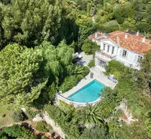 Семейный особняк с видом в Ментоне, продажа. №38156. ЭстейтСервис.