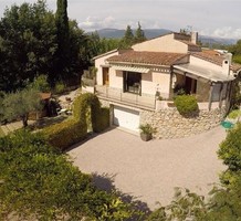 Очаровательная вилла с большим участком в Mougins, продажа. №35274. ЭстейтСервис.