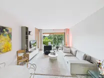 Квартира с ремонтом в Juan-les-Pins 