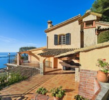 Вилла с шикарной панорамой в Èze, продажа. №51249. ЭстейтСервис.