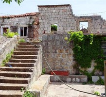 Участок с руиной под строительство в Кримовице, продажа. №26294. ЭстейтСервис.
