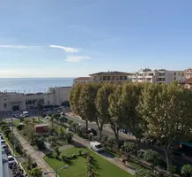 Трехкомнатная квартира с видом на море и Казино, продажа. №51159. ЭстейтСервис.