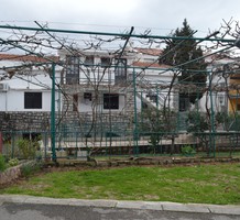 Дом с пятью апартаментами в Петровце, продажа. №30526. ЭстейтСервис.
