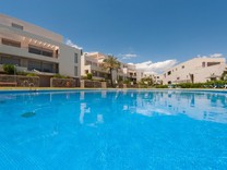 Большая квартира с 2 спальнями в Марбелье