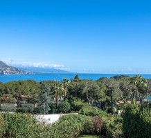 Уютная вилла в зелени на Saint-Jean-Cap-Ferrat, продажа. №35120. ЭстейтСервис.