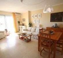 Вместительная двухспальная квартира с видом на море в Estepona, продажа. №21692. ЭстейтСервис.