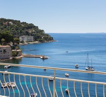 Двухуровневая квартира с прямым видом на Cap-Ferrat, продажа. №35122. ЭстейтСервис.