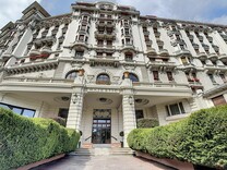 Апартаменты в буржуазном дворце "Le Majestic" 