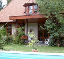 Особняк с красивым садом и бассейном в 13-ом районе Вены, продажа. №23348. ЭстейтСервис.