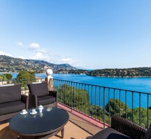 Буржуазный пентхаус между Ниццей и Вильфраншем, продажа. №51258. ЭстейтСервис.