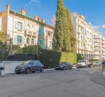 Небольшой пентхаус в Ницце, Rue Caffarelli , продажа. №41539. ЭстейтСервис.