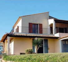 Вилла с видом на море в Saint-Roman de Bellet, продажа. №13305. ЭстейтСервис.