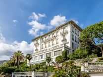 Буржуазная квартира с видом на море, Италию и Монако