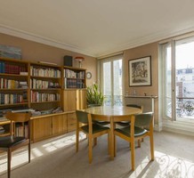 Трехкомнатная квартира в семнадцатом округе Парижа, продажа. №23070. ЭстейтСервис.