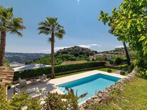 Вилла в 20-ти минутах от Ниццы - Gattières