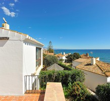 Вилла с тремя спальнями в Estepona, продажа. №31150. ЭстейтСервис.