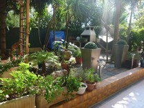 Квартира с двумя спальнями и собственным садом в Ницце