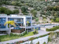 Роскошная вилла недалеко от Монако