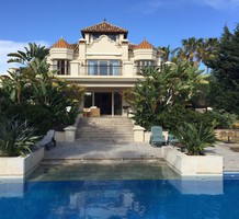 Большой дом с 4 спальнями в Marbella, продажа. №31329. ЭстейтСервис.