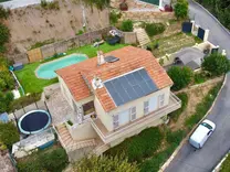 Вилла с бассейном в западной части Ниццы