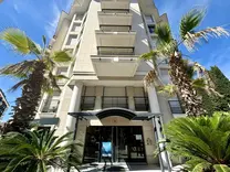 Квартира с гаражом в Каннах - Carlton Riviera