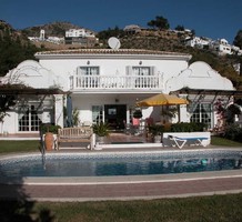 Дом с 5 спальнями в Mijas, продажа. №27918. ЭстейтСервис.