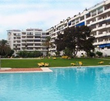 Вместительная квартира с 2 спальнями в Puerto Banus, продажа. №6599. ЭстейтСервис.