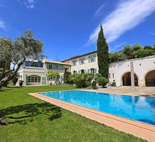 Шикарное имение с бассейном и панорамным видом в Ницце, продажа. №34220. ЭстейтСервис.
