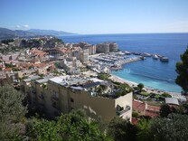 Современные апартаменты рядом с Монако