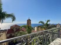 Квартира поблизости от Place des Moulins