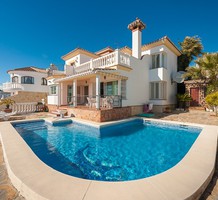 Дом с 3 спальнями в Mijas Costa, продажа. №31235. ЭстейтСервис.