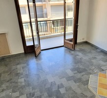 Студия с потенциалом в районе boulevard Albert 1er, продажа. №39364. ЭстейтСервис.