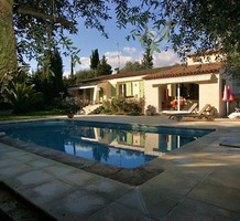 Вилла, окруженная садом, в Mougins, продажа. №14864. ЭстейтСервис.