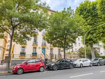 Квартира возле парка Square de l'Escadrille Normandie-Niemen