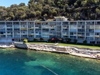 Дуплекс возле частного пляжика на Кап-Ферра