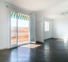 Апартаменты с ремонтом в районе проспекта Карнье, продажа. №42290. ЭстейтСервис.
