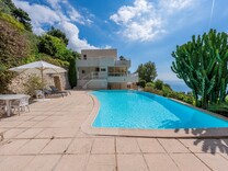 Панорамная вилла недалеко от Монако, Èze