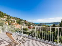 Панорамная вилла с бассейном в Villefranche-sur-Mer