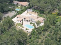 Красивая вилла в Вальбонне