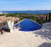 Дом с панорамным видом на море, залив и деревню St Tropez, продажа. №39956. ЭстейтСервис.