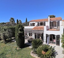 Атмосферный коттедж недалеко от школы Mougins, продажа. №38824. ЭстейтСервис.