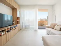 Свежая квартира с видом на море, горы и Cap Martin